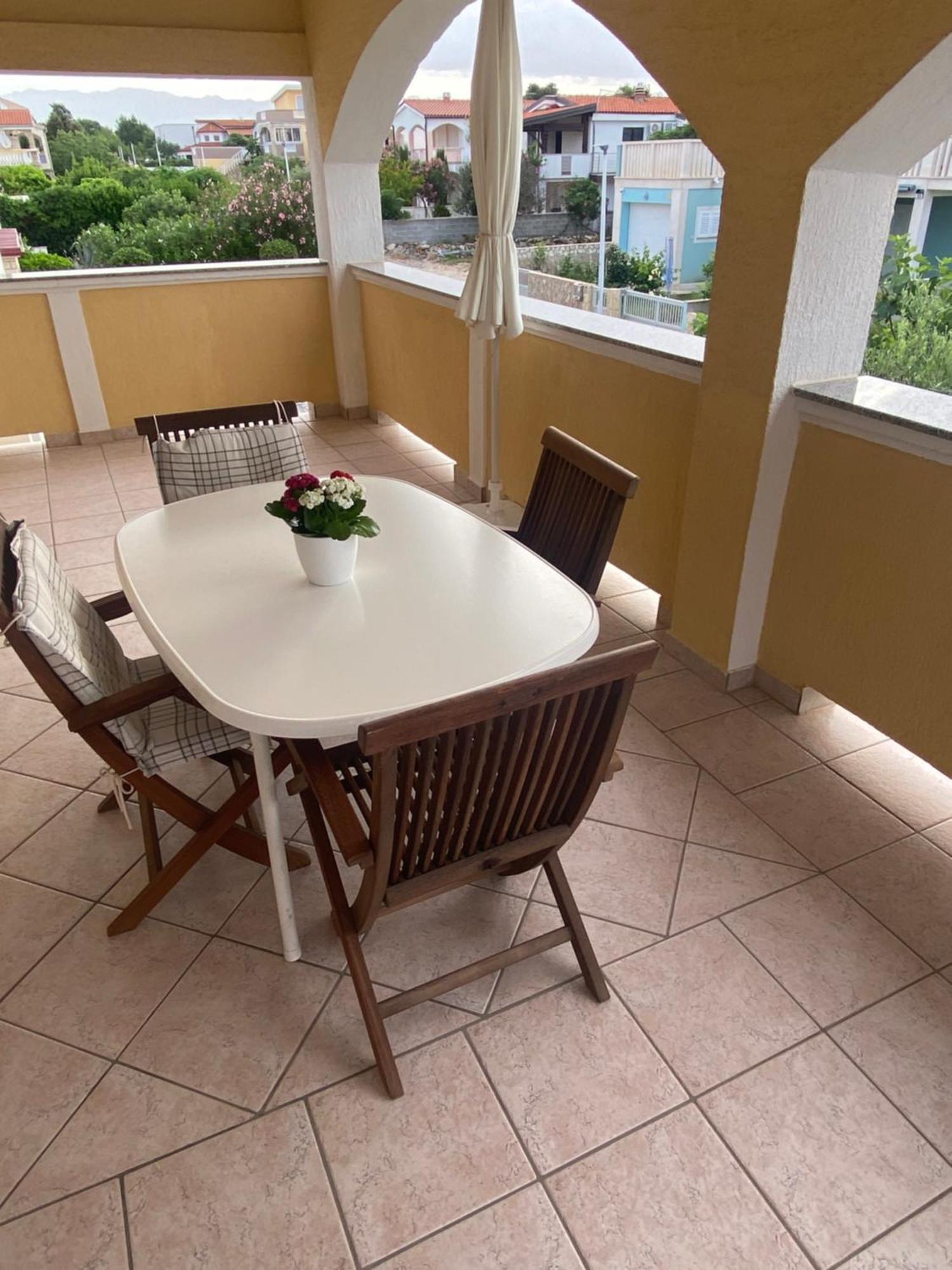 Ferien Haus Evita Auf Insel Vir - Wohnung I Ngoại thất bức ảnh